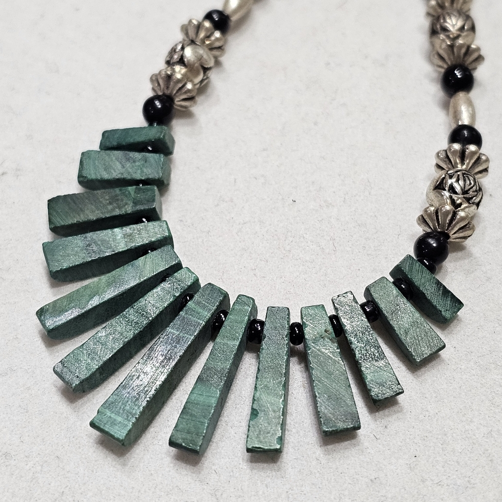 Malachite Necklace with Onyx, Glass, and Silver Beads - Picture 9 of 15
